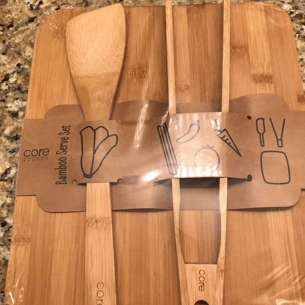 NWT BAMBOO SERVING SET Cutting board tongs spatula